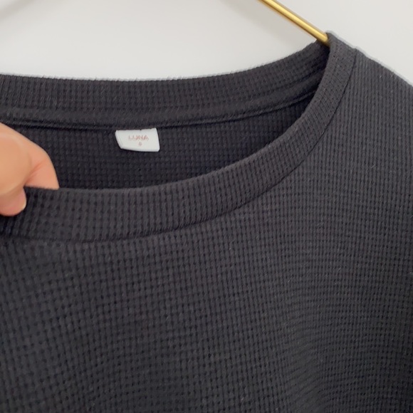 LUNA Crew Neck Long Sleeve Tee - Picture 5 of 5